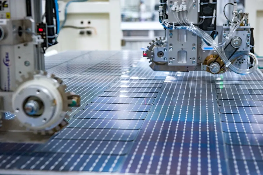 Large-scale production line for industrial wind turbine inverters